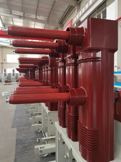 11-kV-Hochspannungs-Vakuum-Leistungsschalter vom Typ ZW32-12 für den Außenbereich mit installiertem Pol